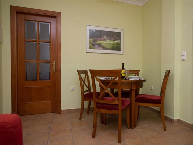 Apartamentos Vista Real Alcaidesa Ngoại thất bức ảnh
