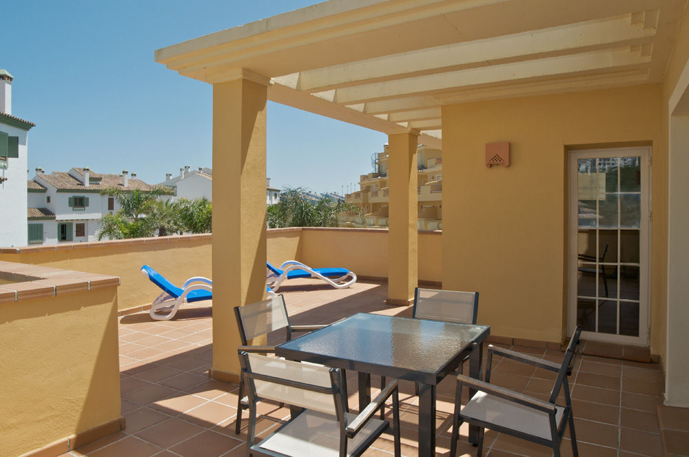 Apartamentos Vista Real Alcaidesa Ngoại thất bức ảnh